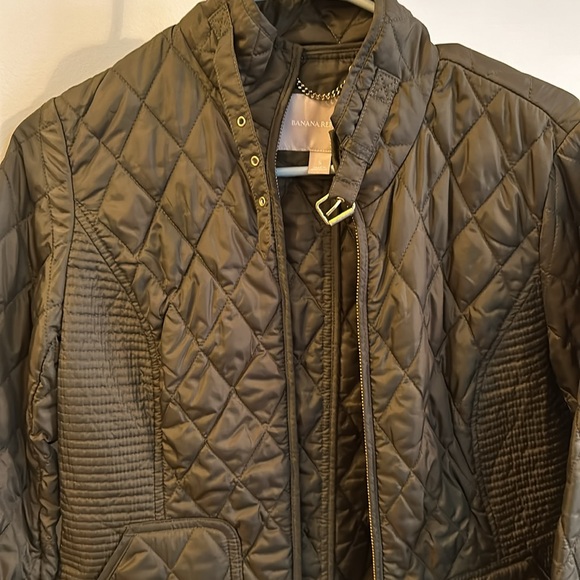 Banana Republic Army Olive Green Nylon Quilted Jacket Size Small 🍃 Sold out - Picture 3 of 5